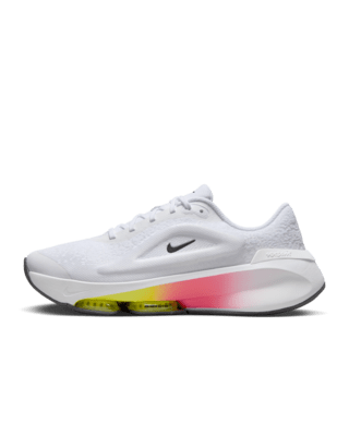 W+NIKE+VERSAIR.png